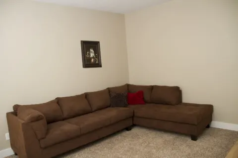 Kensington Manor photo 4