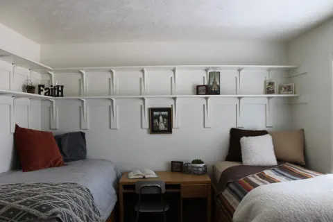 Clarke Apartments photo 5
