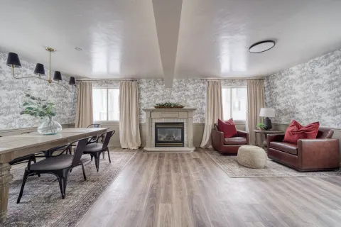 Hillcrest Townhouses photo 2