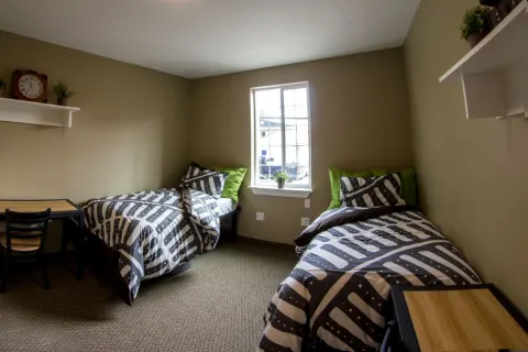 Windsor Manor photo 5