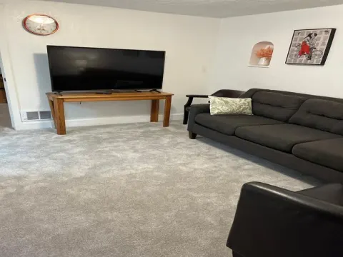 College Avenue Apartments photo 5