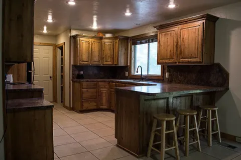 Park View Apts photo 5
