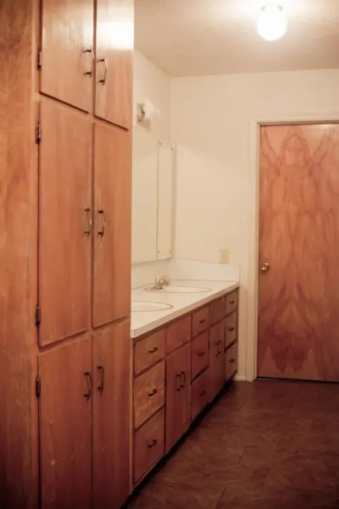 Davenport Apartments photo 4